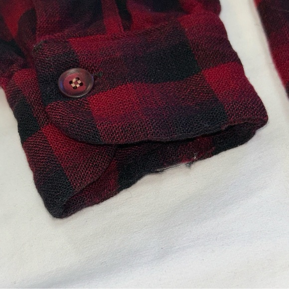 Pendleton Men’s Vintage Red & Black Buffalo Plaid Wool Flannel (M) - Picture 10 of 13
